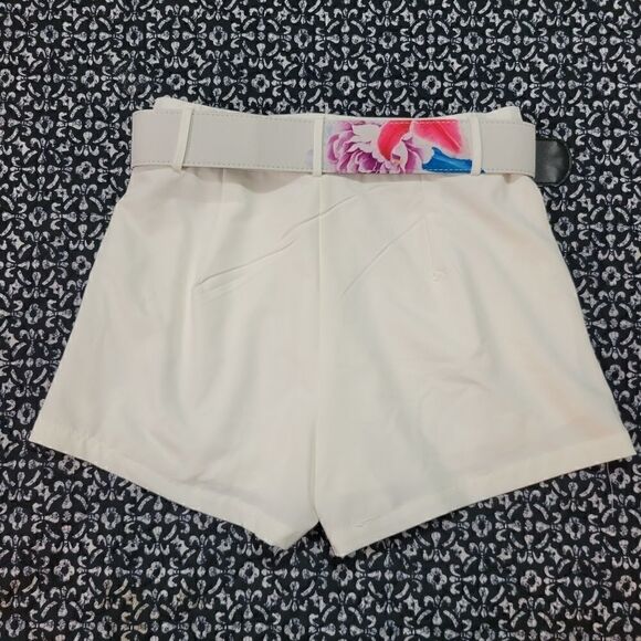 Bralette Ruffle Top and Belted Floral Shorts Set - Picture 7 of 11